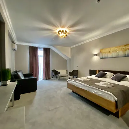 кайзервальд Hotel Karpaty